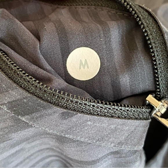 Lululemon THE Shorts Mens Large Lined 9" Inseam Running Gym Athletic Gray - Picture 6 of 9